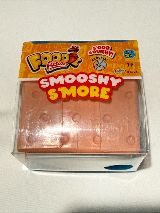 Accessories - Smooshy S'more Squishy Toy - Brown